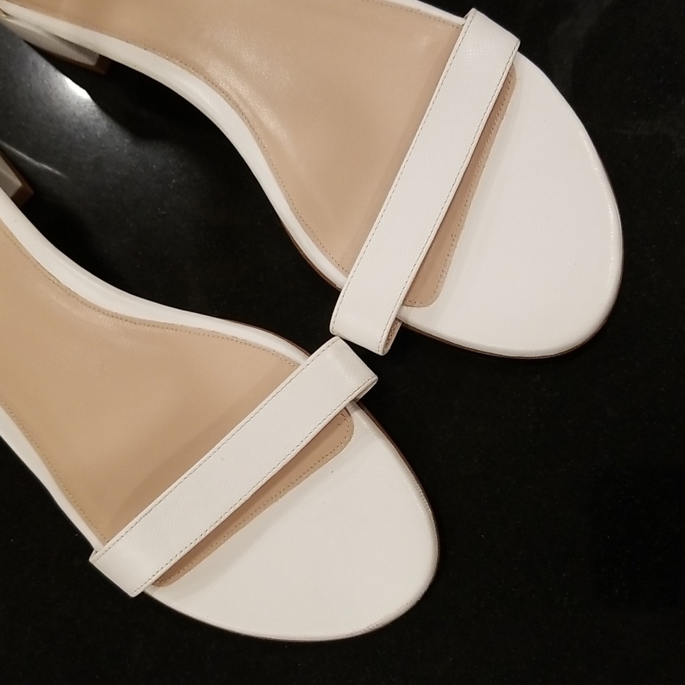 Stuart Weitzman Low Block Heel Leather Sandals Wh… - image 4